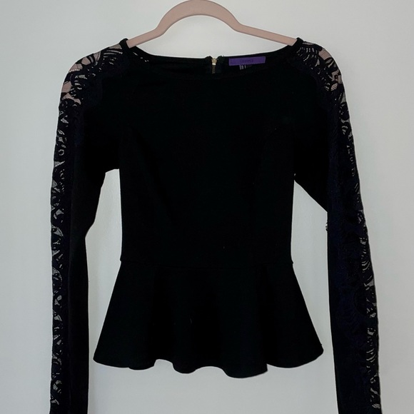 Forever 21 Black Peplum Laced Top - Picture 2 of 3